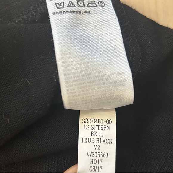 Gap Bell Sleeve Black Top Boho Size Small Soft Spun - Picture 6 of 11